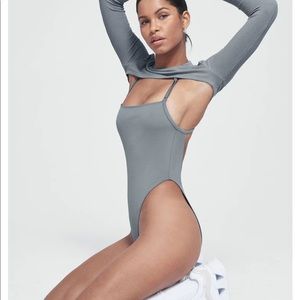 Alo Thrillseeker bodysuit NWOT MEDIUM